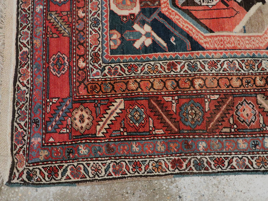 Antique Persian Bakshaish Rug, No.30189 - Gsblank