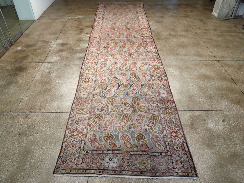 Antique Persian Malayer Gallery Carpet, No.30208 - Gsblank