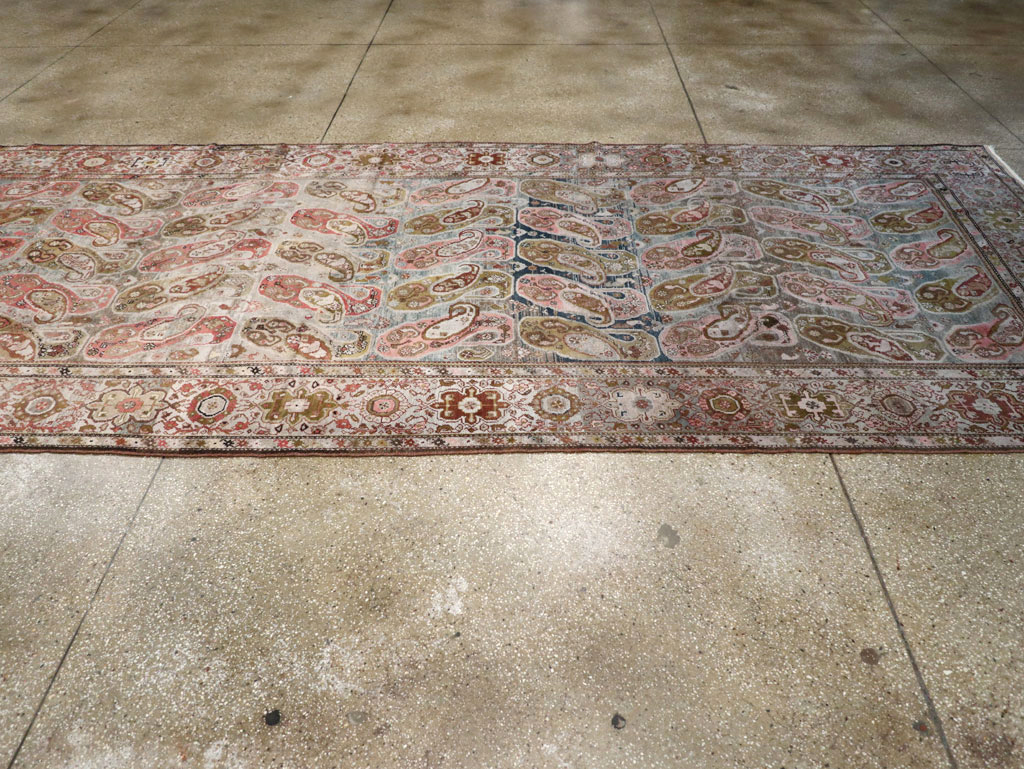 Antique Persian Malayer Gallery Carpet, No.30208 - Gsblank