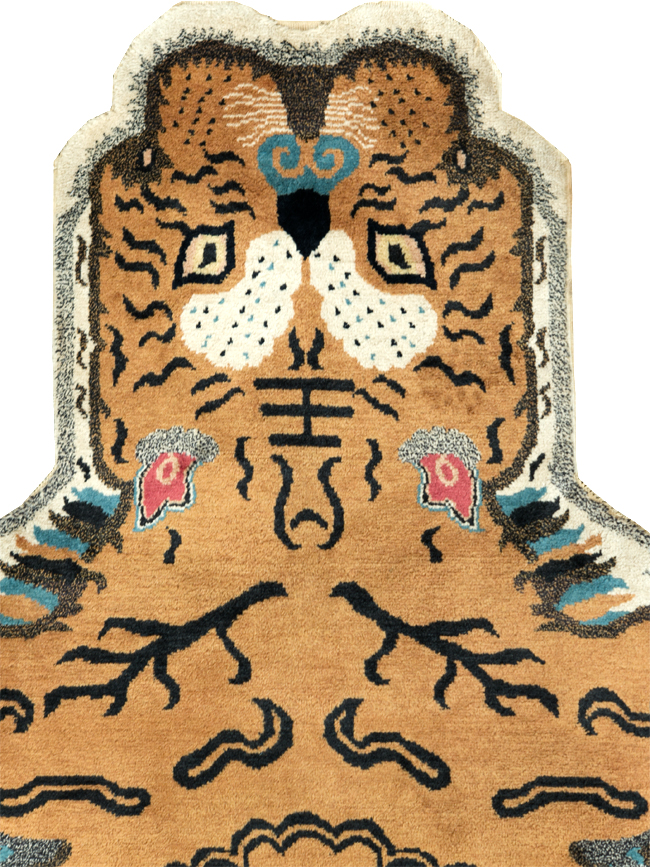 Vintage Pictorial Tibetan Rug, No.30210 - Gsblank