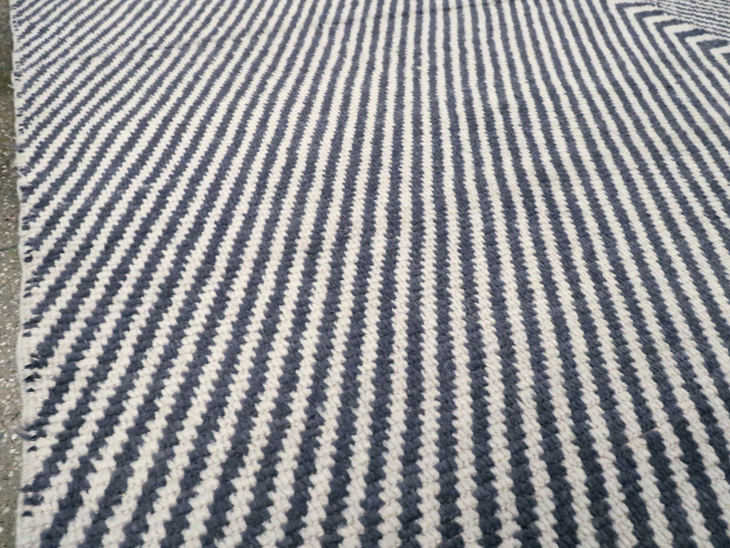 Modern Turkish Room Size Carpet, No.30216 - Gsblank