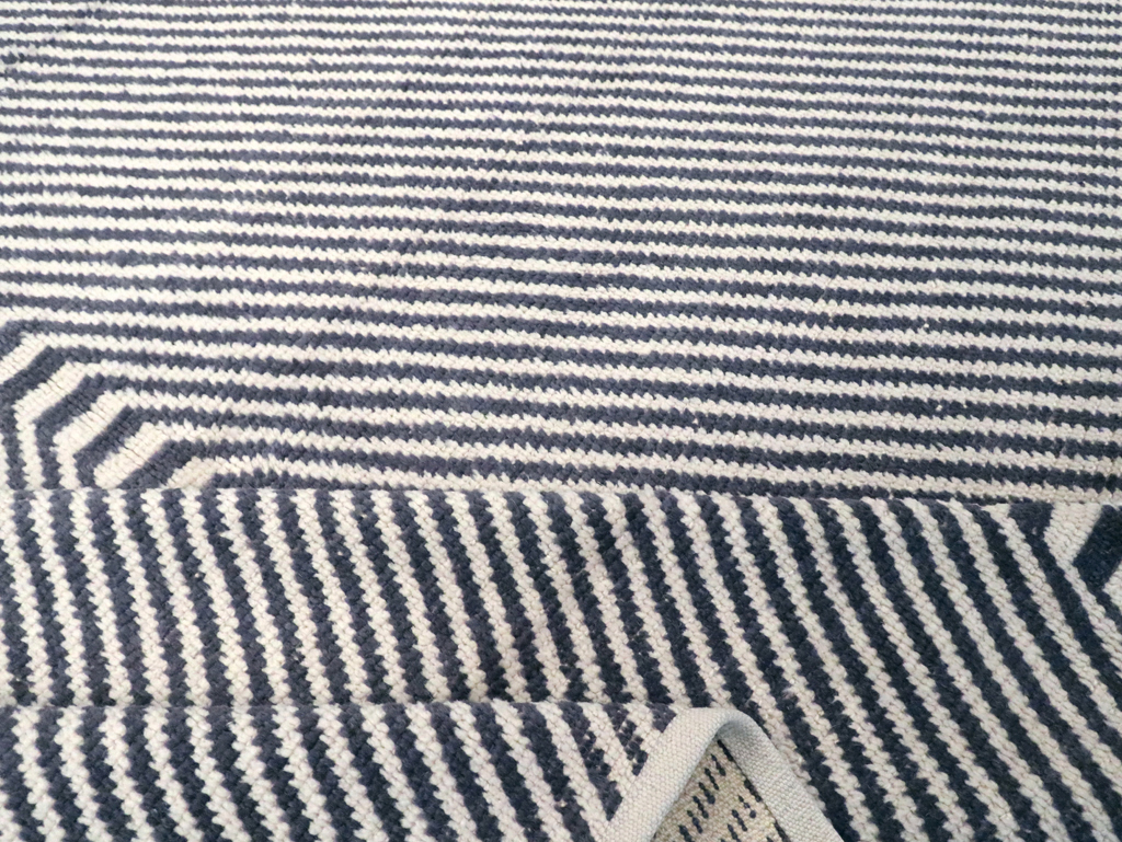 Modern Turkish Room Size Carpet, No.30216 - Gsblank