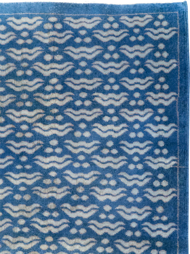Vintage Turkish Anatolian Accent Carpet, No.30221 - Gsblank
