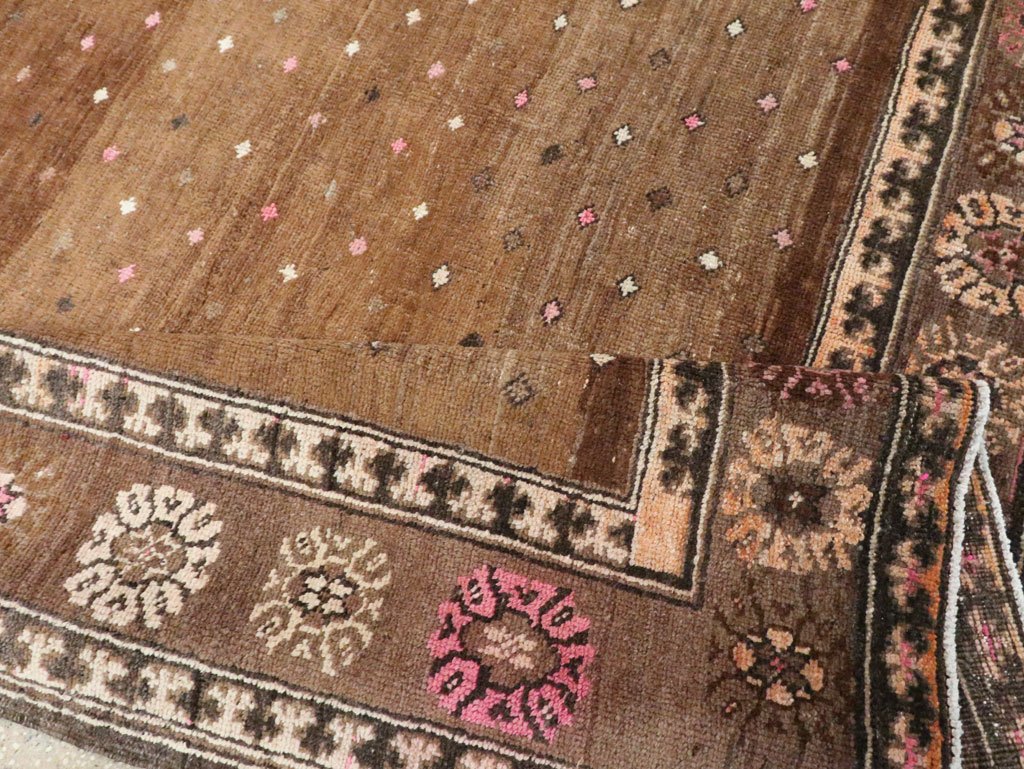 Vintage Anatolian Carpet, No.30238 - Gsblank