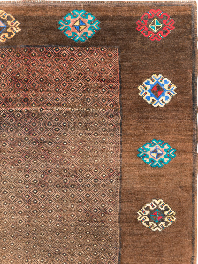 Vintage Turkish Anatolian Gallery Carpet, No.30244 - Gsblank