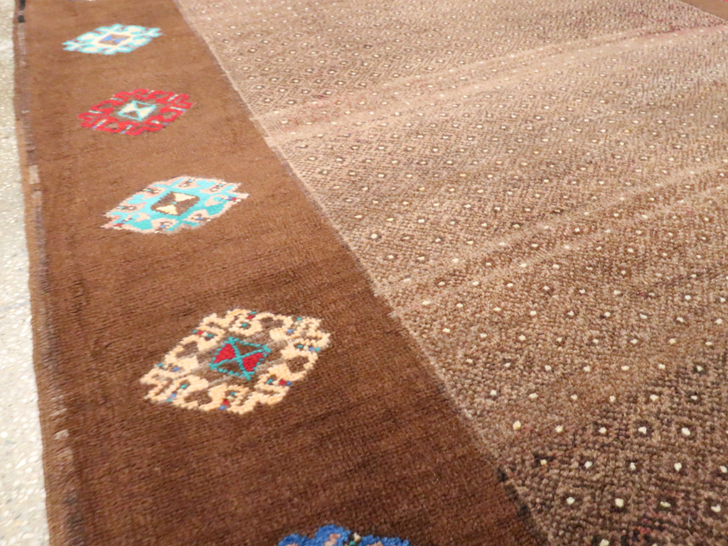 Vintage Turkish Anatolian Gallery Carpet, No.30244 - Gsblank