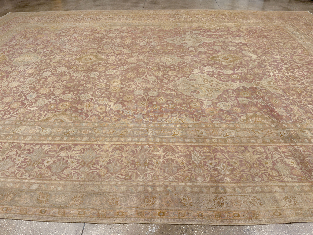 Antique Persian Tabriz Oversize Carpet, No.30247 - Gsblank