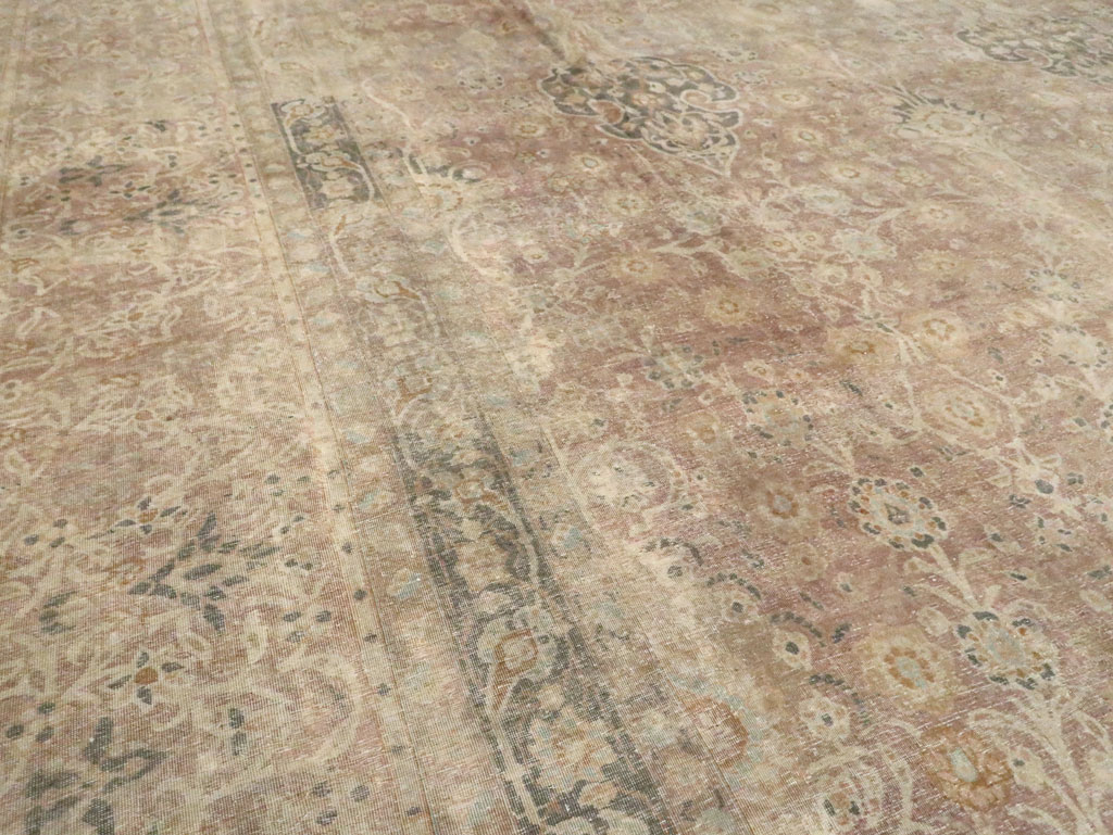 Antique Perisan Tabriz Carpet, No.30247 - Gsblank