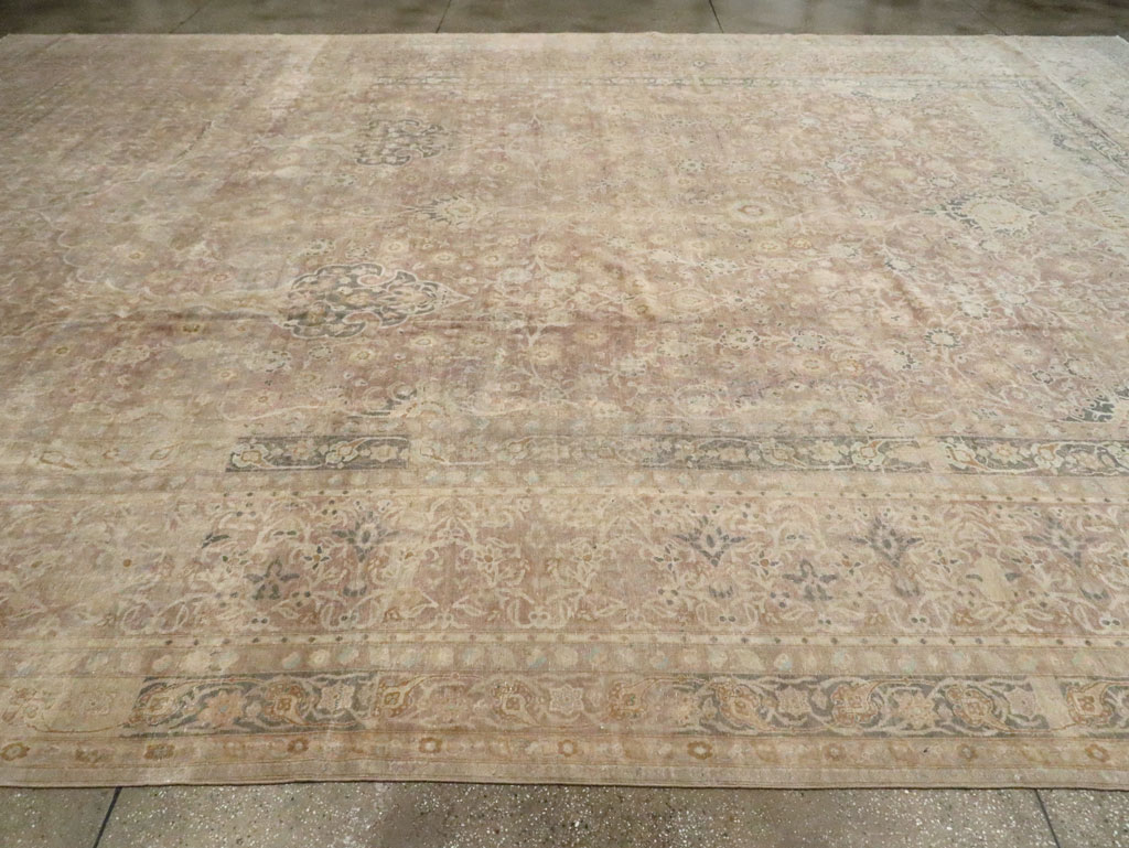 Antique Perisan Tabriz Carpet, No.30247 - Gsblank