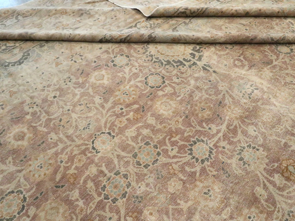 Antique Perisan Tabriz Carpet, No.30247 - Gsblank