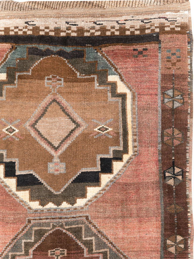 Vintage Anatolian Carpet, No.30263 - Gsblank