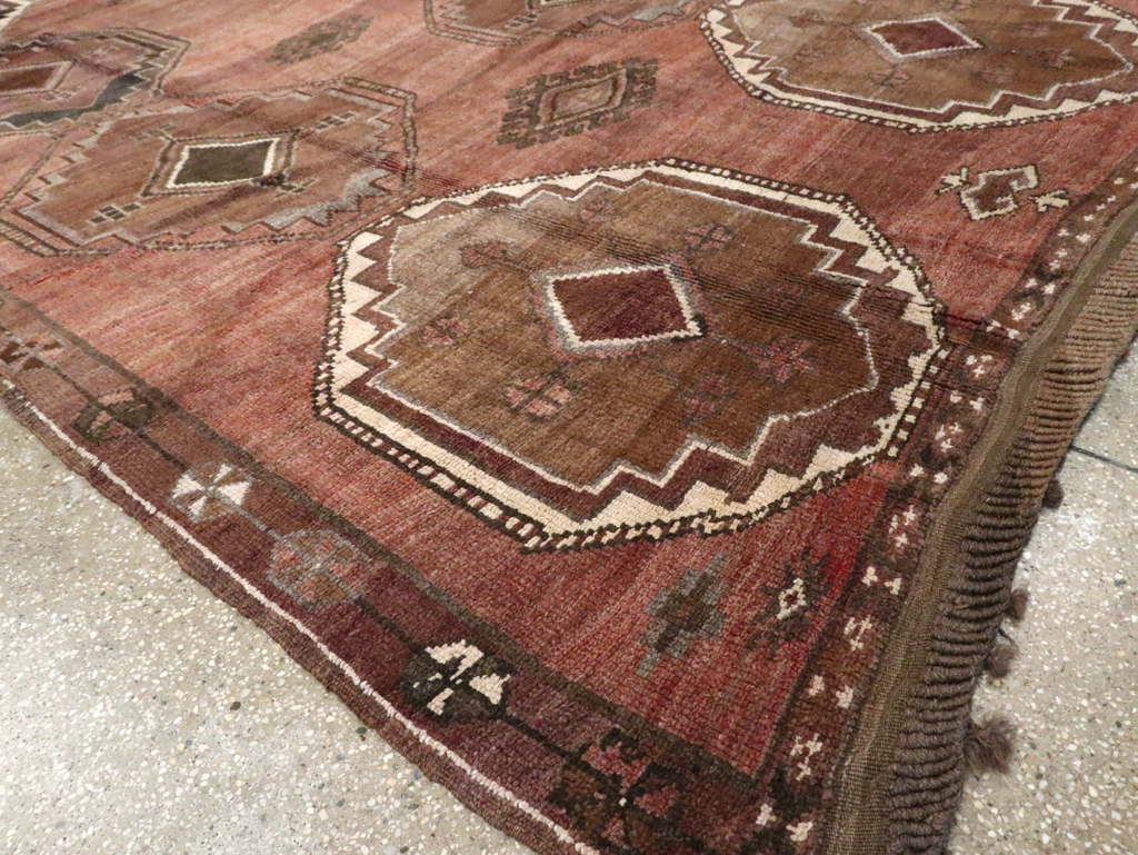 Vintage Anatolian Carpet, No.30263 - Gsblank