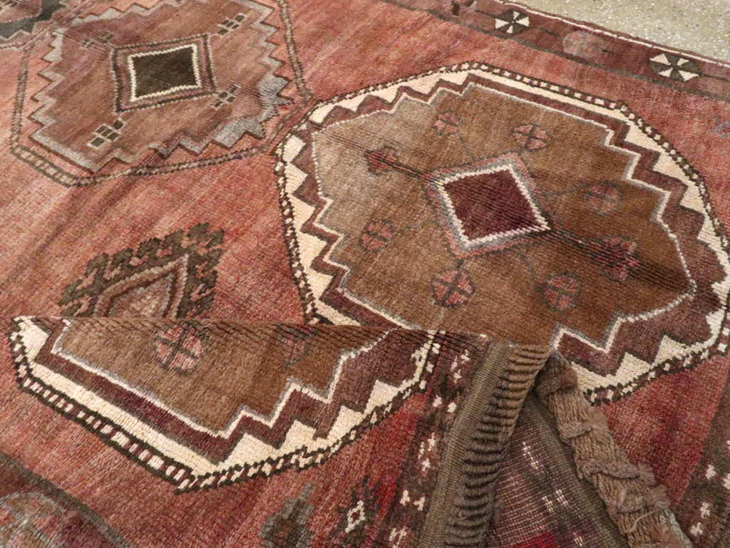 Vintage Anatolian Carpet, No.30263 - Gsblank