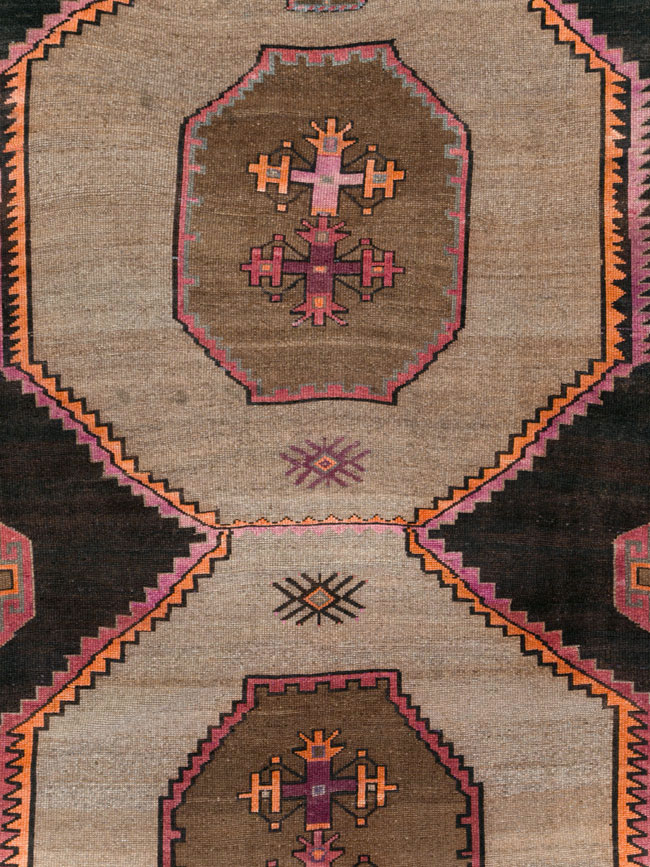 Vintage Turkish Anatolian Carpet, No.30264 - Gsblank