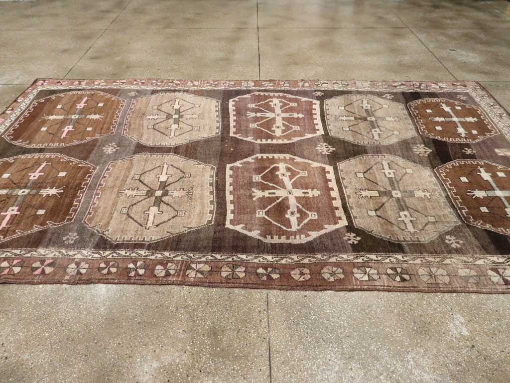 Vintage Turkish Anatolian Room Size Carpet, No.30278 - Gsblank
