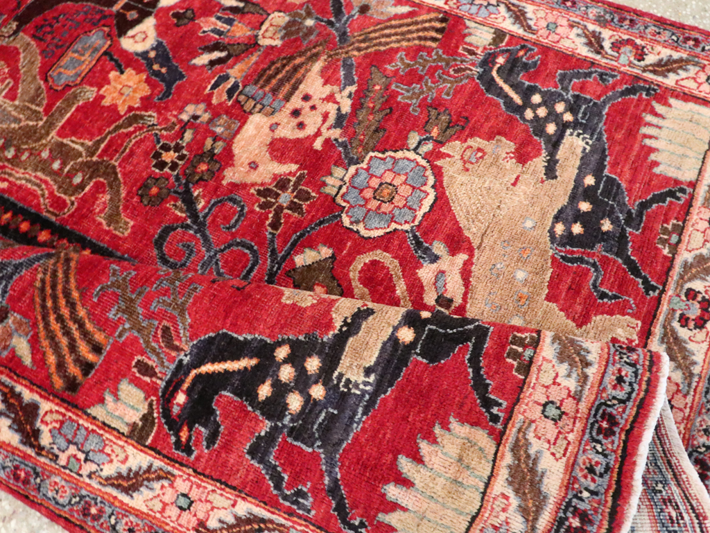 Vintage Persian Pictorial  Shiraz Rug, No.30285 - Gsblank
