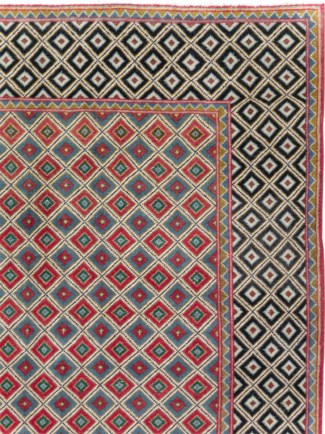 Vintage Persian Quom Small Room Size Carpet, No.30374 - Gsblank