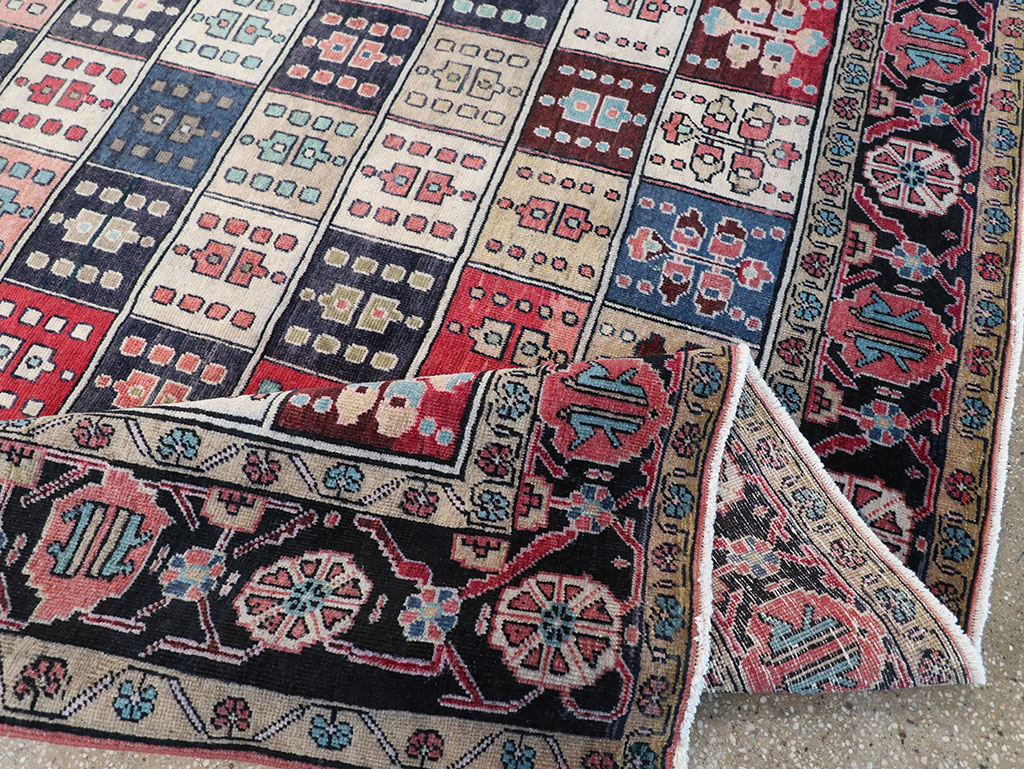 Vintage Persian Veece Small Room Size Carpet, No.30384 - Gsblank