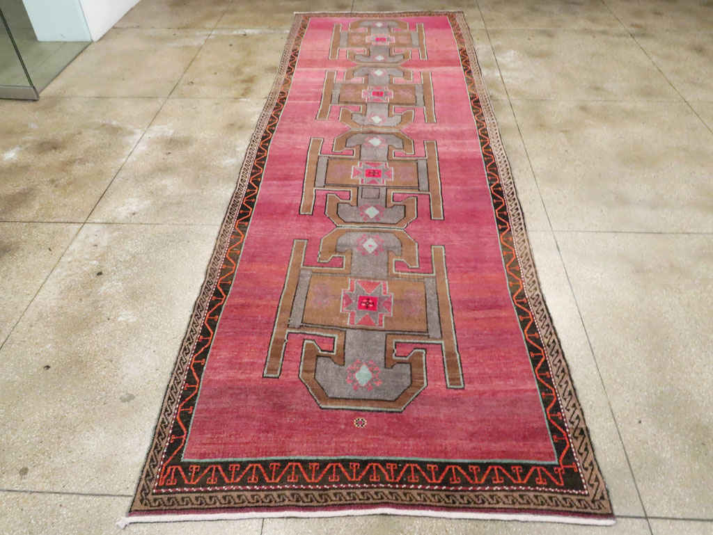 Vintage Mid-Century Anatolian Wide Gallery Runner, No.30389 - Gsblank