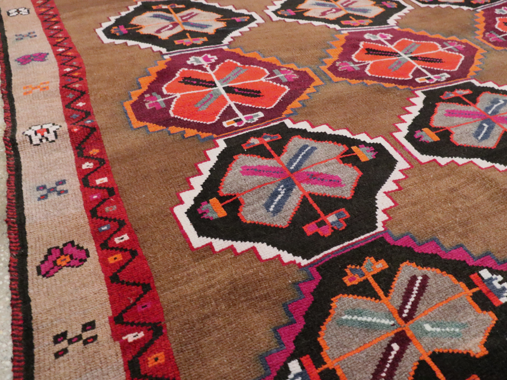 Vintage Turkish Anatolian Small Room Size Carpet, No.30390 - Gsblank