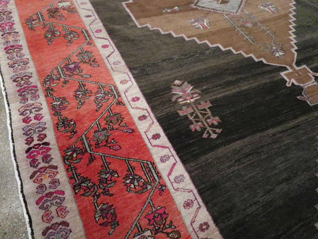 Vintage Anatolian Carpet, No.30392 - Gsblank
