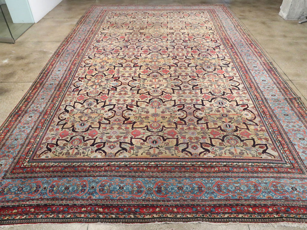 Antique Sarouk Fereghan Carpet, No.30399 - Gsblank
