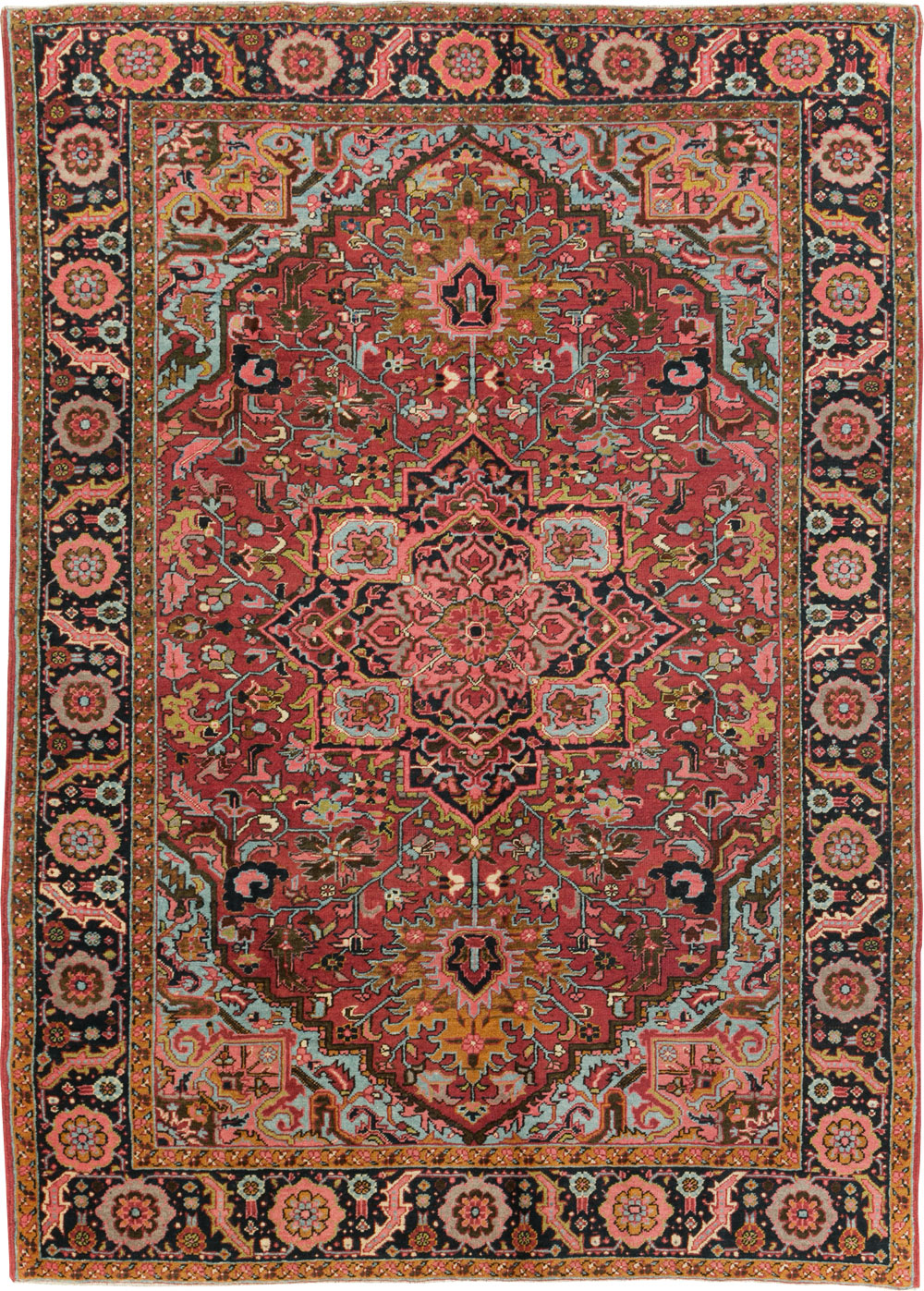 Vintage Persian Heriz Accent Carpet, No.30401 - Gsblank