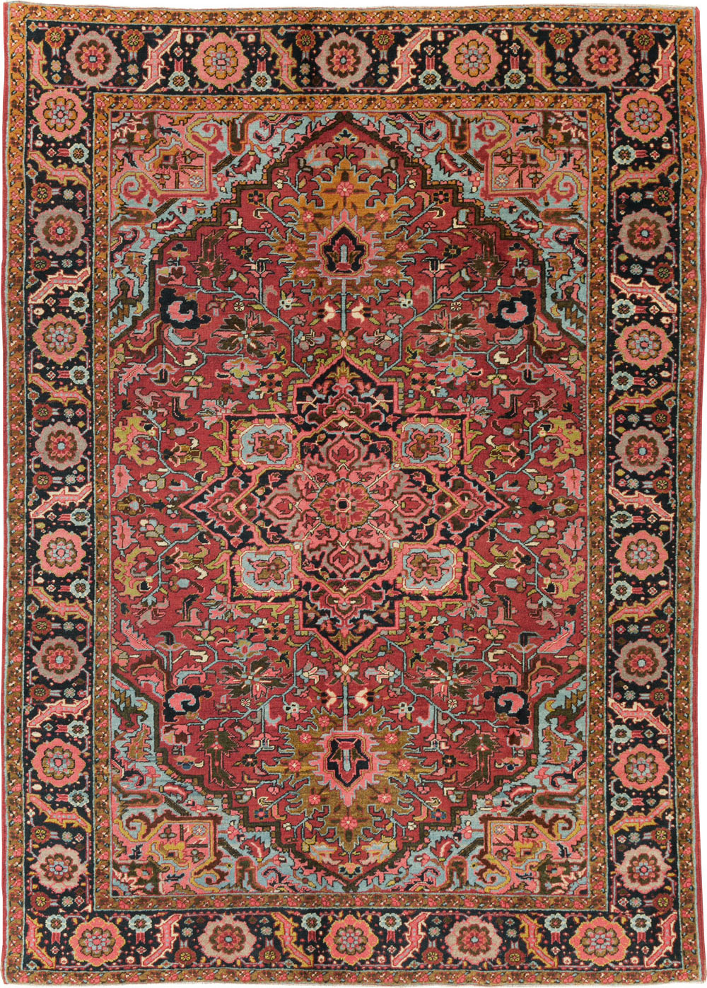 Vintage Persian Heriz Accent Carpet, No.30401 - Gsblank