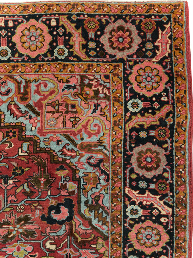 Vintage Persian Heriz Accent Carpet, No.30401 - Gsblank