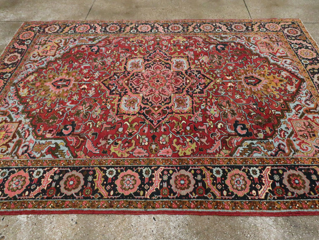 Vintage Persian Heriz Accent Carpet, No.30401 - Gsblank