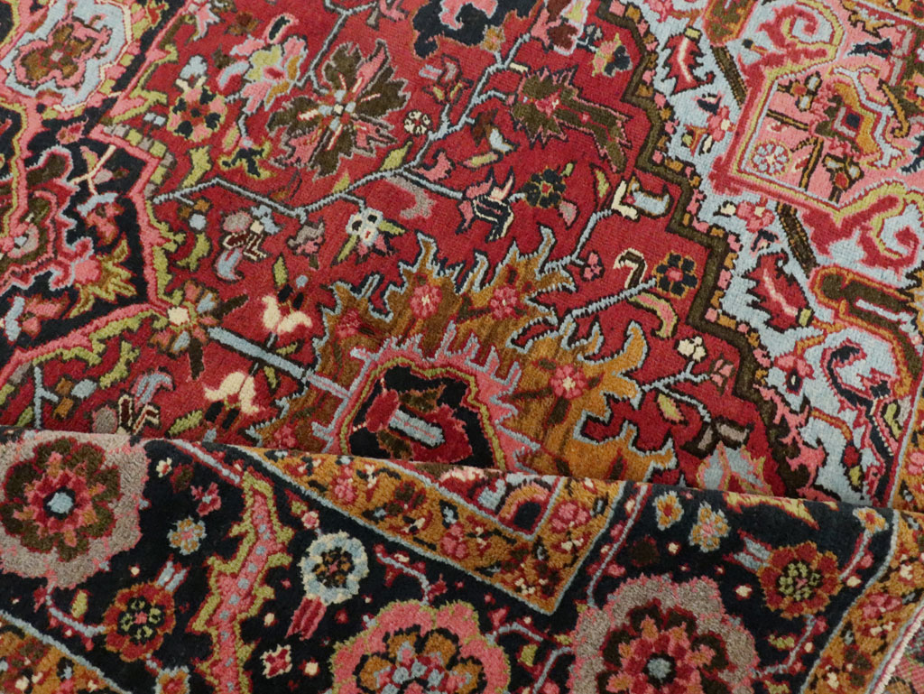 Vintage Persian Heriz Accent Carpet, No.30401 - Gsblank