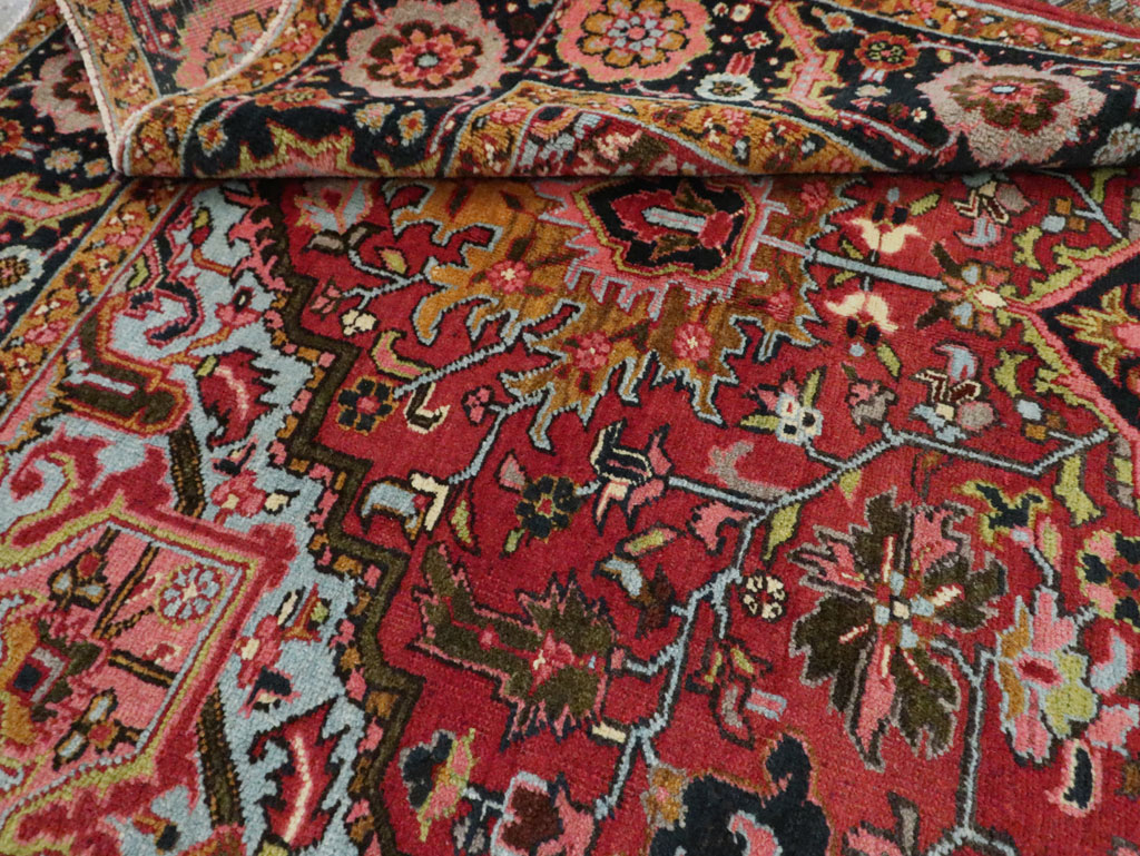 Vintage Persian Heriz Accent Carpet, No.30401 - Gsblank