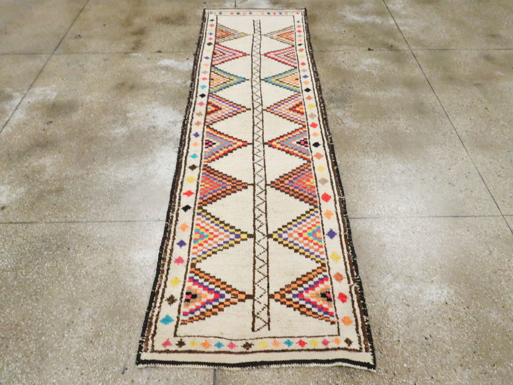 Vintage Anatolian Runner, No.30410 - Gsblank