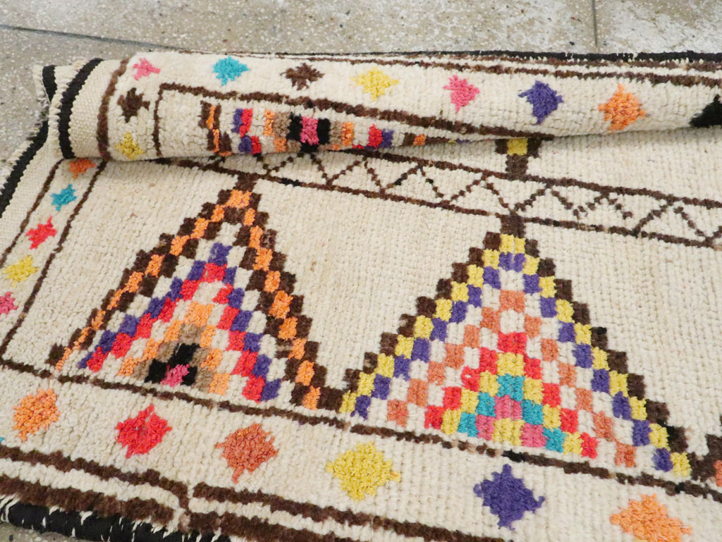 Vintage Anatolian Runner, No.30410 - Gsblank