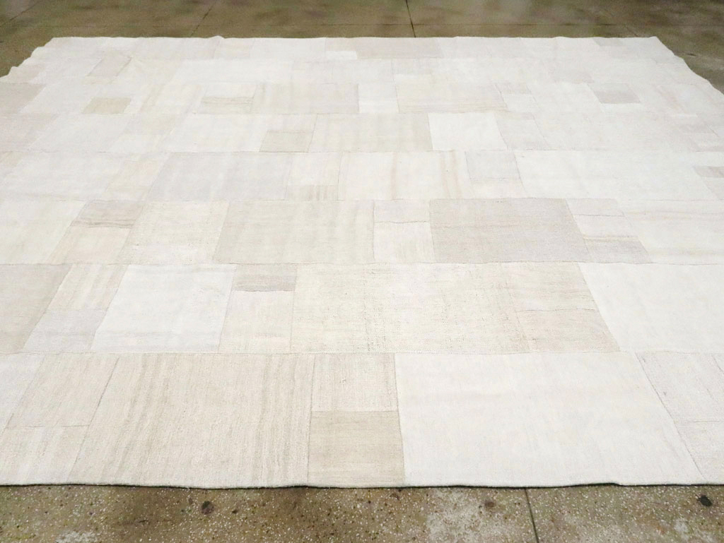 Contemporary Turkish Flatweave Kilim Room Size Carpet, No.30428 - Gsblank