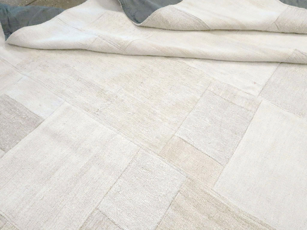 Contemporary Turkish Flatweave Kilim Room Size Carpet, No.30428 - Gsblank