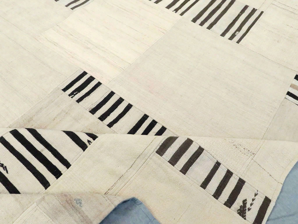 Contemporary Turkish Flatweave Kilim, No.30434 - Gsblank