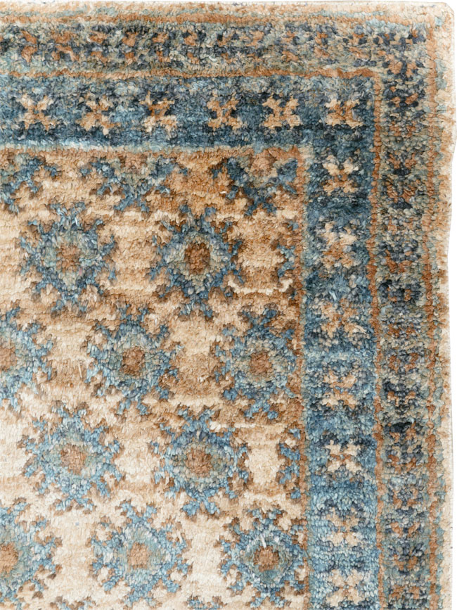 Vintage Turkish Oushak Accent Rug, No.30440 - Gsblank