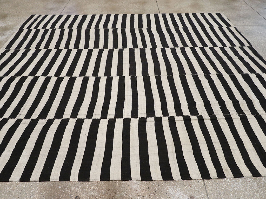 Vintage Persian Flatweave Kilim Room Size Carpet, No.30459 - Gsblank