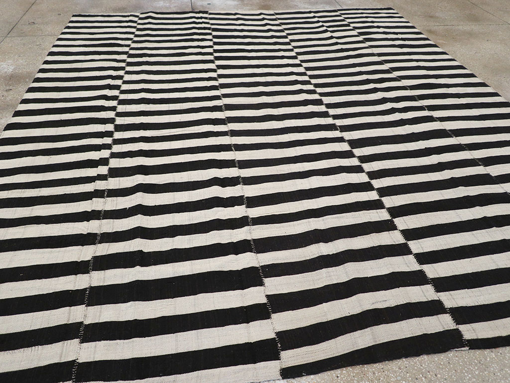 Vintage Persian Flatweave Kilim Room Size Carpet, No.30459 - Gsblank