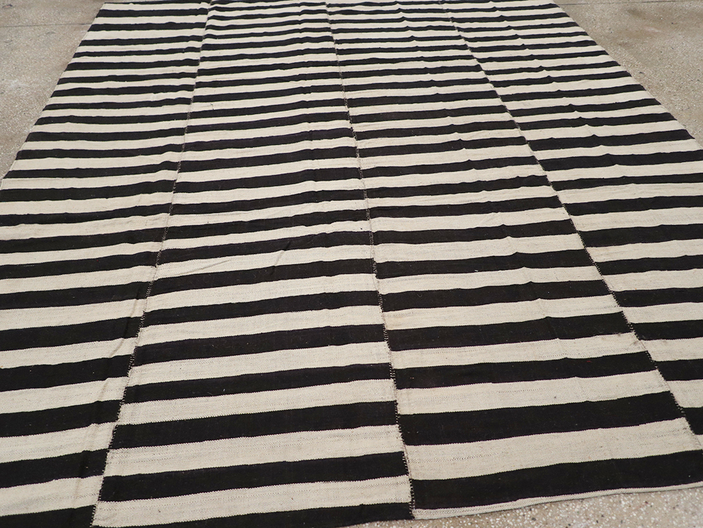 Vintage Persian Flatweave Kilim Small Room Size Carpet, No.30462 - Gsblank