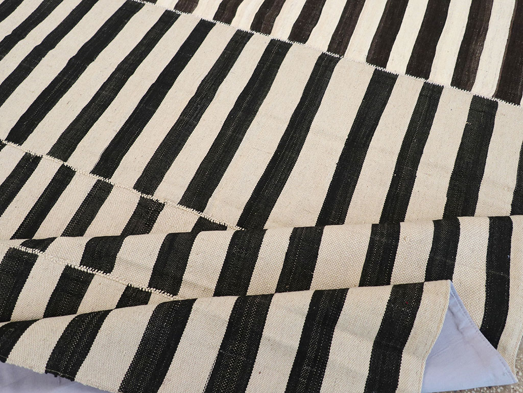 Vintage Persian Flatweave Kilim Room Size Carpet, No.30464 - Gsblank