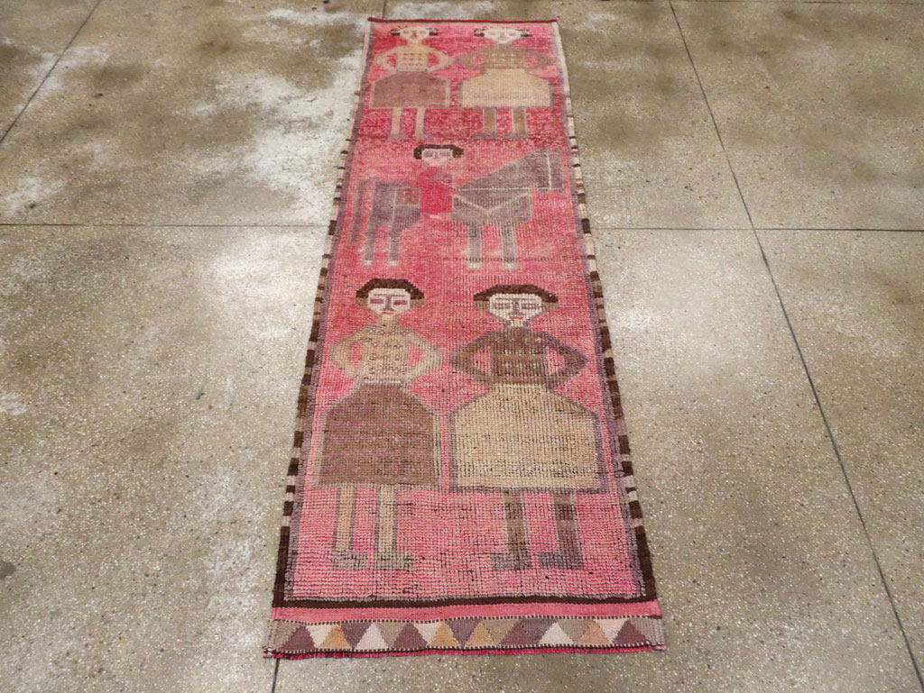 Vintage Turkish Anatolian Pictorial Runner, No.30493 - Gsblank