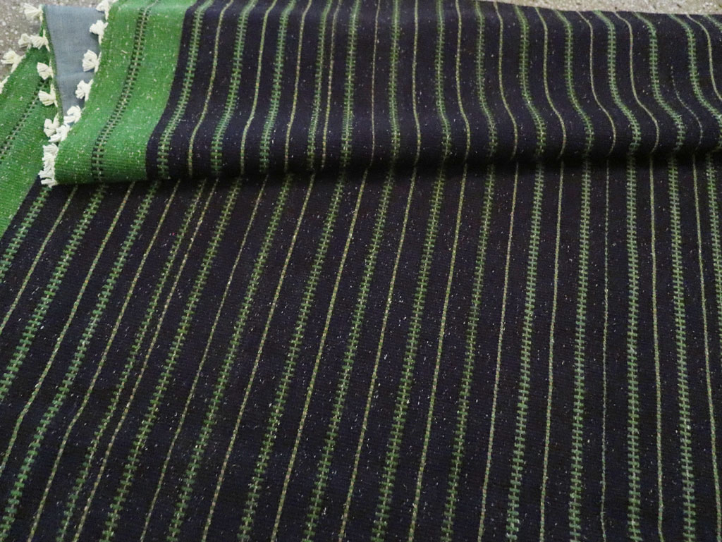 Vintage Turkish Flatweave Kilim Accent Rug, No.30500 - Gsblank