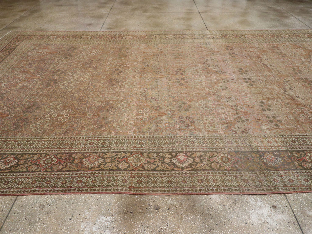 Antique Persian Isfahan Large Carpet, No.30507 - Gsblank