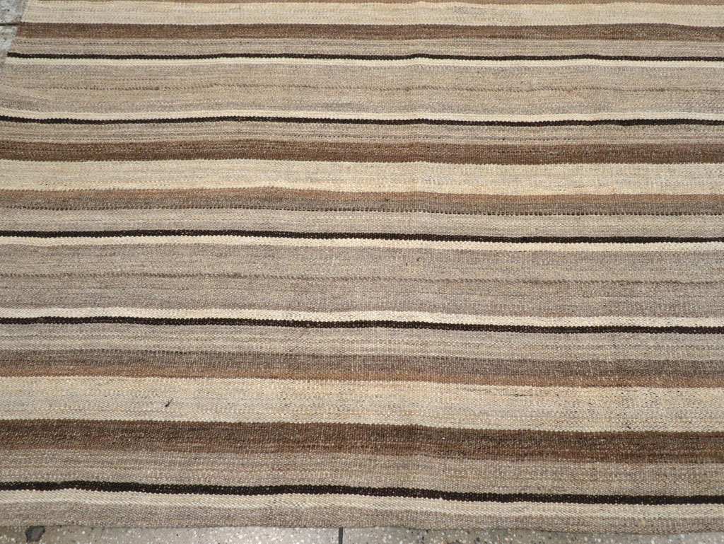 Contemporary Turkish Flatweave Kilim Room Size Carpet, No.30510 - Gsblank