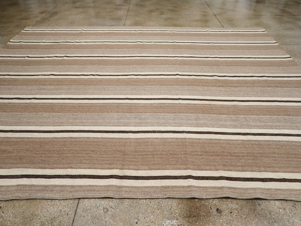 Contemporary Turkish Flatweave Kilim Room Size Carpet, No.30511 - Gsblank