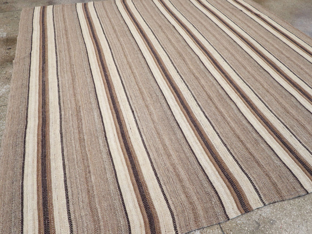 Contemporary Turkish Flatweave Kilim Square Room Size Carpet, No.30512 - Gsblank