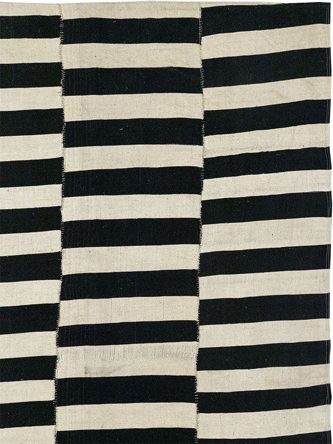 Modern Persian Flatweave Kilim Gallery Carpet, No.30517 - Gsblank