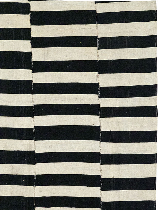 Modern Persian Flatweave Kilim Gallery Carpet, No.30517 - Gsblank